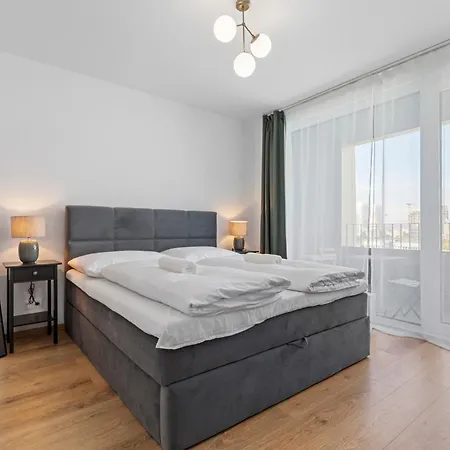 Lam Discovery Ac - Balcony Apartment