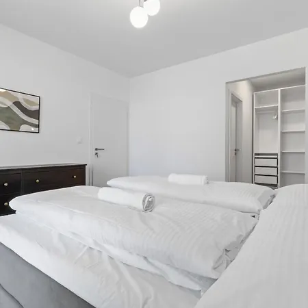 Lam Discovery Ac - Balcony Bratislava